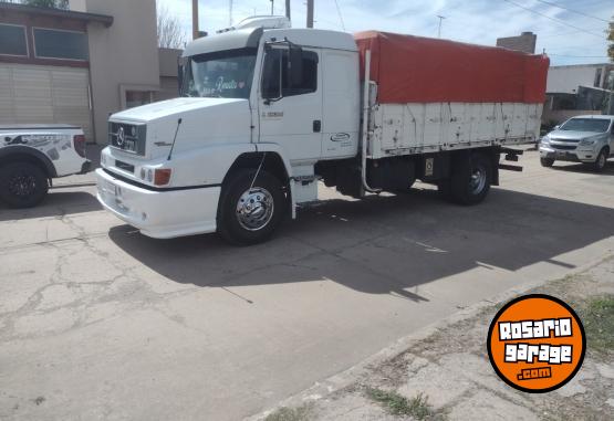 Camiones y Gr�as - Mercedes 1624 mod2010 - En Venta