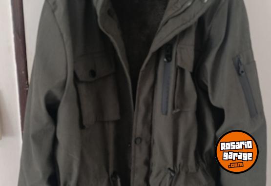 Indumentaria - Vendo campera parka talle L - En Venta