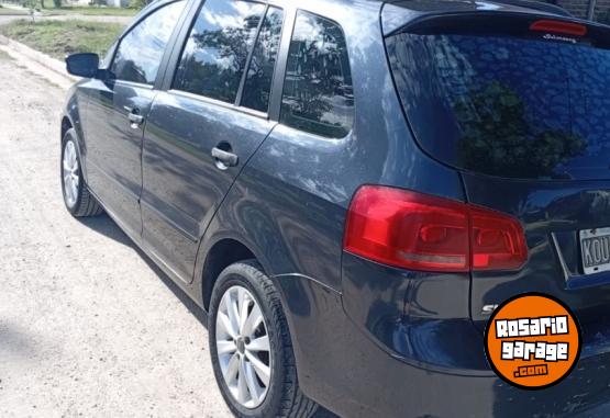 Autos - Volkswagen Suran 2011 Nafta 146000Km - En Venta