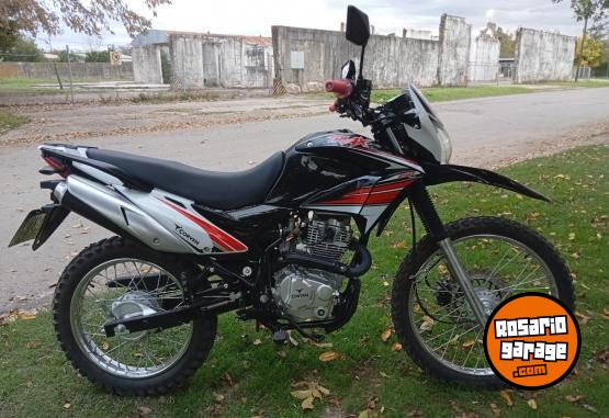 Motos - Corven Triax 150 2024 Nafta 600Km - En Venta
