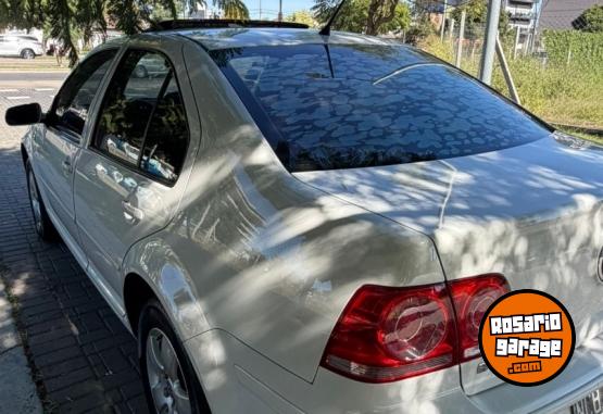 Autos - Volkswagen Bora 2013 GNC 134000Km - En Venta