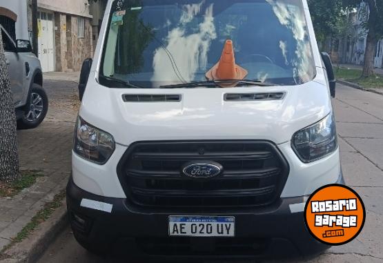 Utilitarios - Ford Transi 2020 Diesel 150000Km - En Venta
