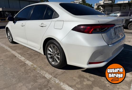 Autos - Toyota XEI CVT 2022 Nafta 66000Km - En Venta