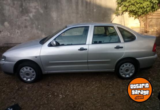 Autos - Volkswagen Polo Classic 2006 GNC 149000Km - En Venta