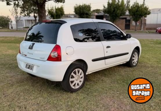 Autos - Renault Clio campus 2012 Nafta 150000Km - En Venta