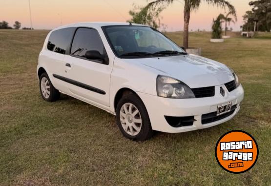 Autos - Renault Clio campus 2012 Nafta 150000Km - En Venta