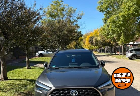 Autos - Toyota COROLLA CROSS 2022 Electrico / Hibrido 87000Km - En Venta