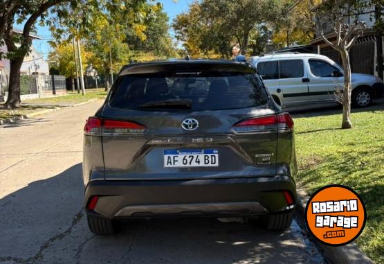 Autos - Toyota COROLLA CROSS 2022 Electrico / Hibrido 87000Km - En Venta