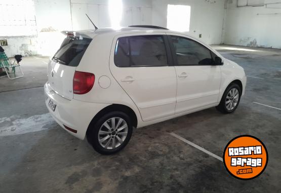 Autos - Volkswagen Fox highline 2011 Nafta 144000Km - En Venta