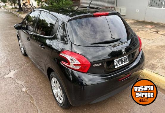 Autos - Peugeot 208 Active 1.5 2015 Nafta 108000Km - En Venta