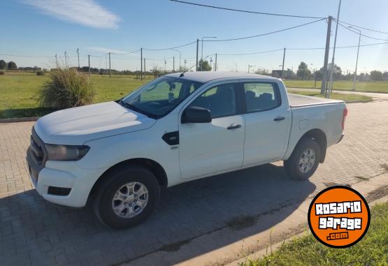 Camionetas - Ford Ranger xls 2018 Diesel 178000Km - En Venta