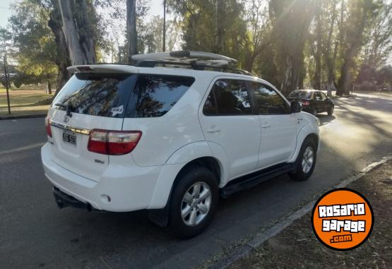 Camionetas - Toyota SW4 2011 Diesel 300000Km - En Venta
