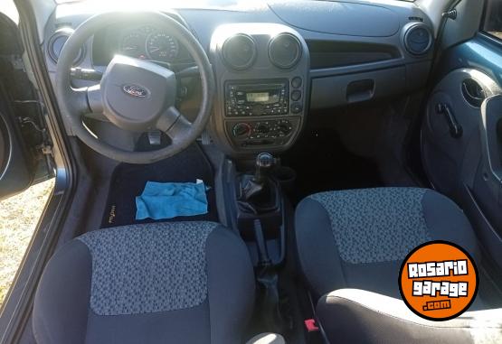 Autos - Ford KA Viral 2012 Nafta 124000Km - En Venta