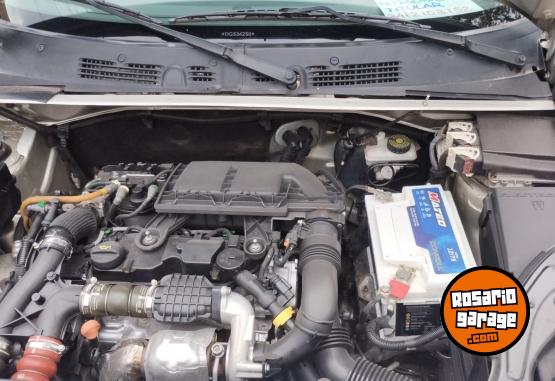 Utilitarios - Peugeot Partner patag�nica HDI 2013 Diesel 133600Km - En Venta