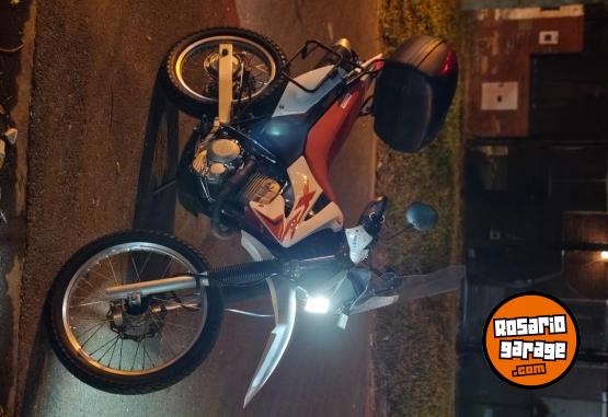 Motos - Honda Xr tornado 250 2015 Nafta 59000Km - En Venta