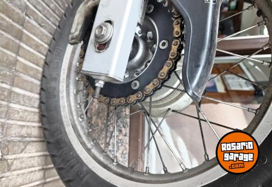 Motos - Honda Xr tornado 250 2015 Nafta 59000Km - En Venta
