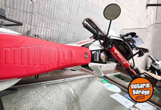Motos - Honda Xr tornado 250 2015 Nafta 59000Km - En Venta