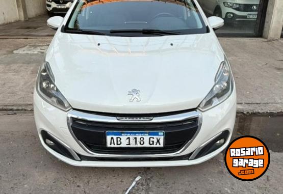 Autos - Peugeot 208 1.6 ALLURE NAV 2017 Nafta  - En Venta