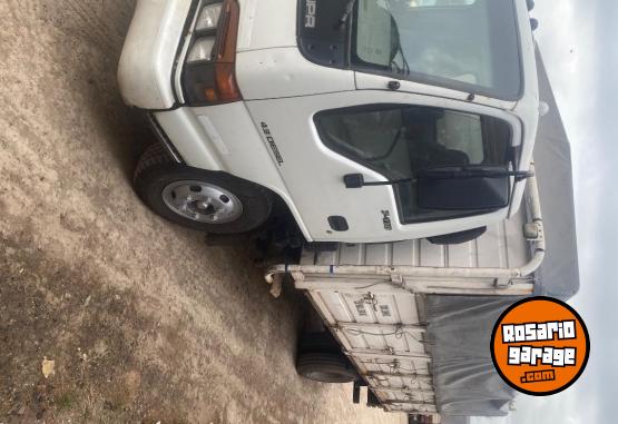 Camiones y Gr�as - Camion Isuzu Npr 4,3 diesel - En Venta