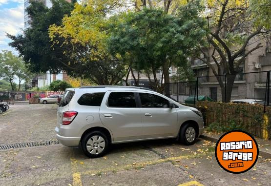Autos - Chevrolet Spin 2018 Nafta 196000Km - En Venta