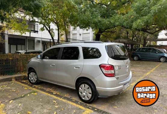 Autos - Chevrolet Spin 2018 Nafta 196000Km - En Venta