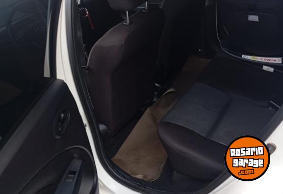 Autos - Toyota Etios xls 2016 Nafta 120000Km - En Venta