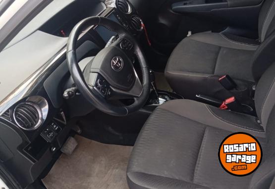 Autos - Toyota Etios xls 2016 Nafta 120000Km - En Venta