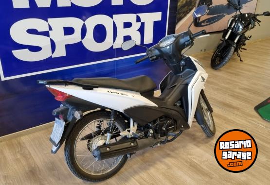 Motos - Honda WAVE 110 2025 Nafta 5800Km - En Venta