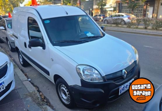 Utilitarios - Renault KANGOO CONFORT 1.6 2016 GNC  - En Venta