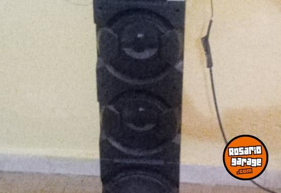 Electr�nica - TV y parlante - En Venta