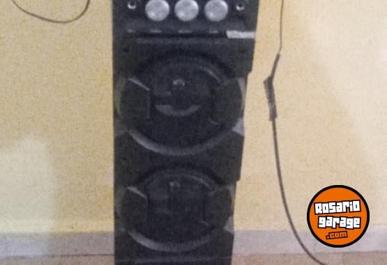 Electr�nica - TV y parlante - En Venta