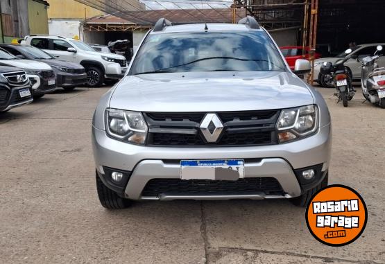 Autos - Renault Duster 2017 GNC 154000Km - En Venta