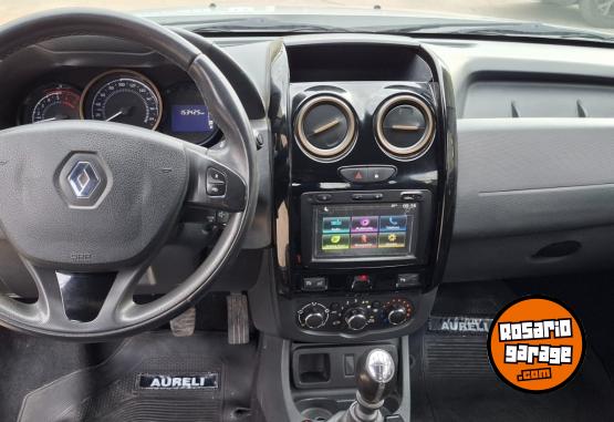 Autos - Renault Duster 2017 GNC 154000Km - En Venta