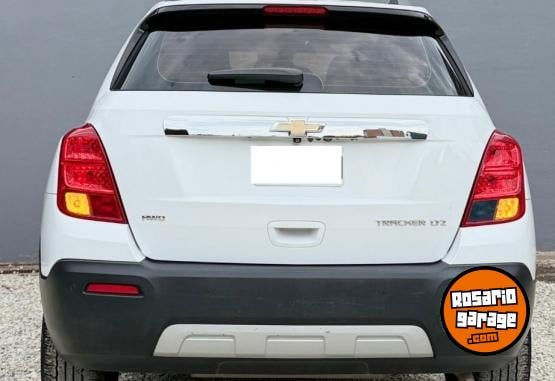 Autos - Chevrolet TRACKER LTZ+ AWD 1.8 2015 GNC 100000Km - En Venta