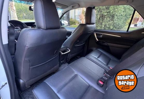 Camionetas - Toyota sw4 2024 Diesel 37000Km - En Venta