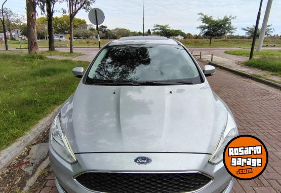 Autos - Ford Focus se plus AT 2016 Nafta 100000Km - En Venta