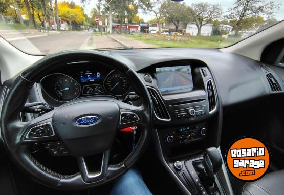 Autos - Ford Focus se plus AT 2016 Nafta 100000Km - En Venta