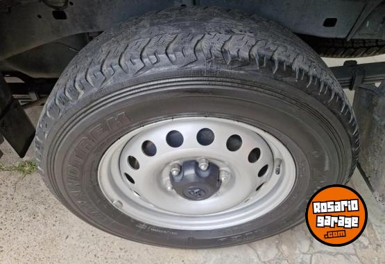 Autos - Toyota Hilux 2023 Diesel 100000Km - En Venta