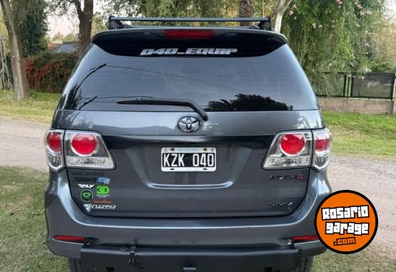 Camionetas - Toyota Hilux sw4 2012 Diesel 178000Km - En Venta