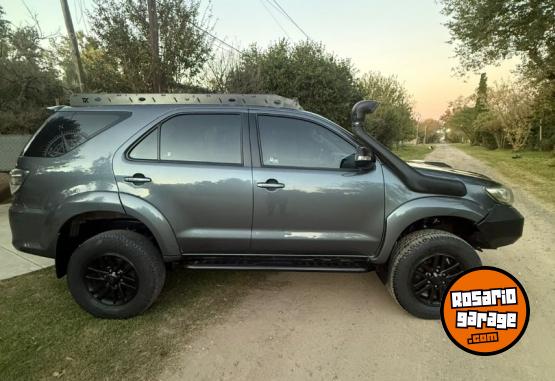 Camionetas - Toyota Hilux sw4 2012 Diesel 178000Km - En Venta