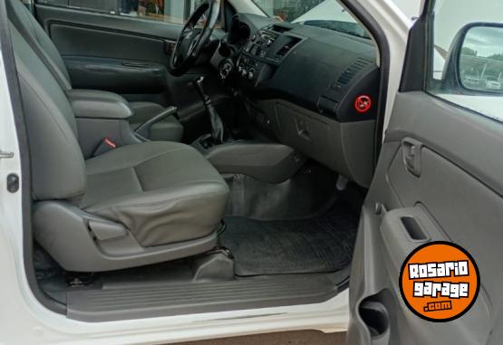 Camionetas - Toyota Hilux 2.5 CS Dx Pack 4x2 2015 Diesel 563000Km - En Venta
