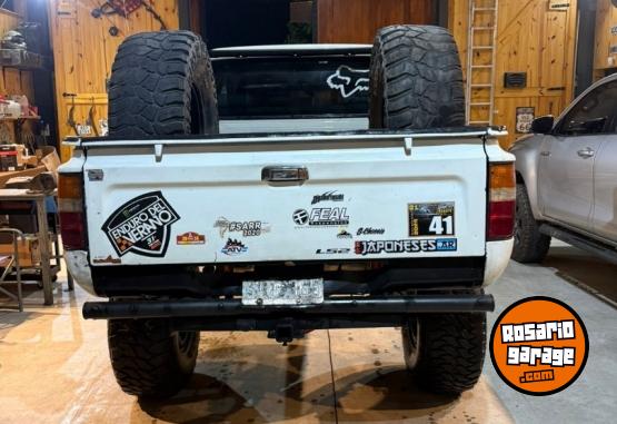 Camionetas - Toyota Hilux 4x4 1993 Diesel 511000Km - En Venta