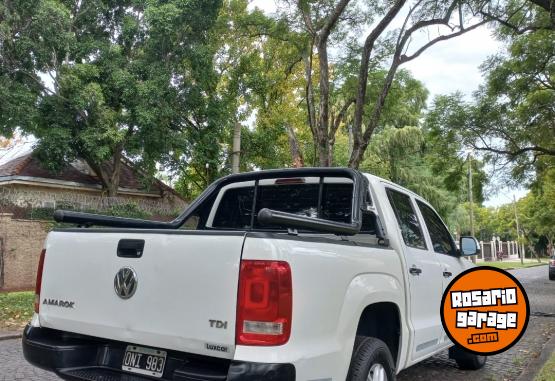 Camionetas - Volkswagen Amarok 2015 Diesel 220000Km - En Venta