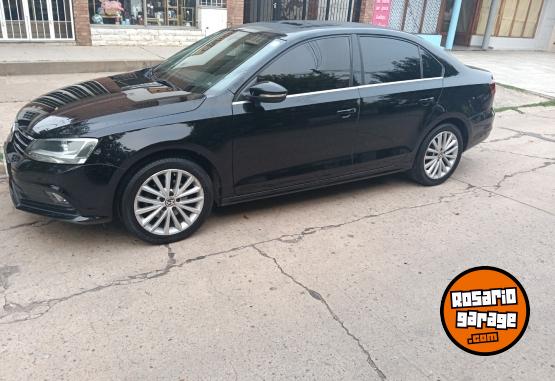 Autos - Volkswagen Vento 2017 Nafta 108000Km - En Venta
