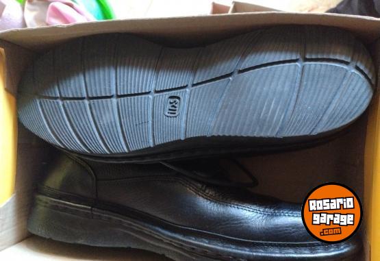 Indumentaria - Zapatos marca RINGO, Nro 47/48 - En Venta