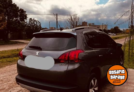 Autos - Peugeot 2008 2017 Nafta 107000Km - En Venta