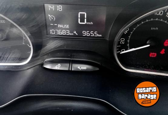 Autos - Peugeot 2008 2017 Nafta 107000Km - En Venta