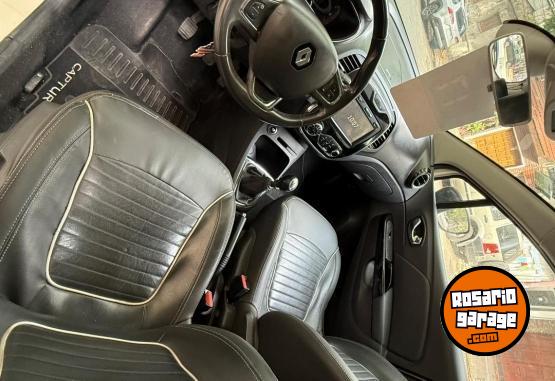 Autos - Renault Captur 2017 Nafta 78000Km - En Venta