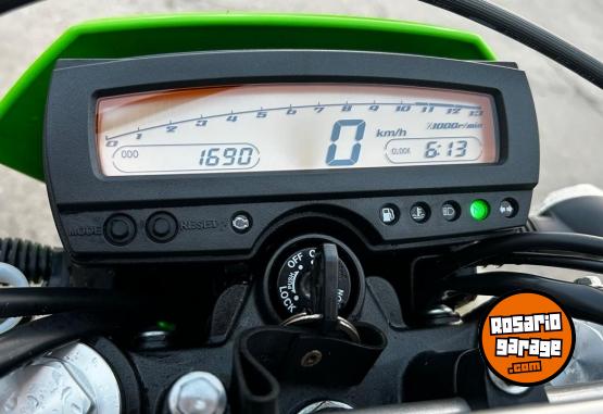 Motos - Kawasaki KLX300 2025 Nafta 1500Km - En Venta