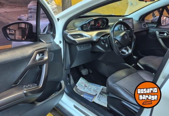 Autos - Peugeot 2008 feline tiptronic 2018 Nafta 164500Km - En Venta